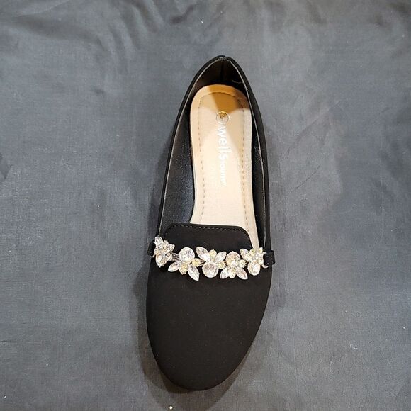 BRAND NEW WELLSFOUNTN WOMEN'S RHINESTONE DECOR  FAUX SUEDE FLAT SHOE - Picture 13 of 16
